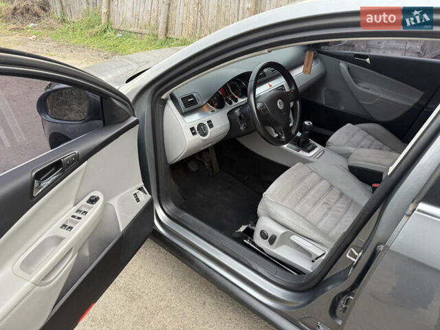 Серый Фольксваген Пассат, объемом двигателя 2 л и пробегом 282 тыс. км за 5750 $, фото 6 на Automoto.ua