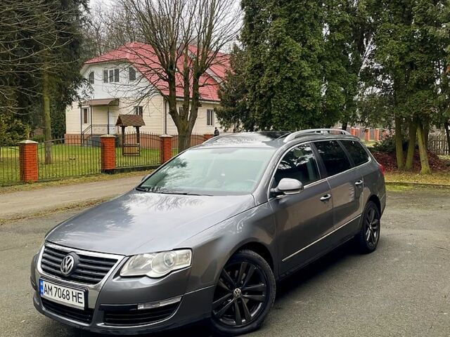 Серый Фольксваген Пассат, объемом двигателя 2 л и пробегом 190 тыс. км за 6000 $, фото 4 на Automoto.ua