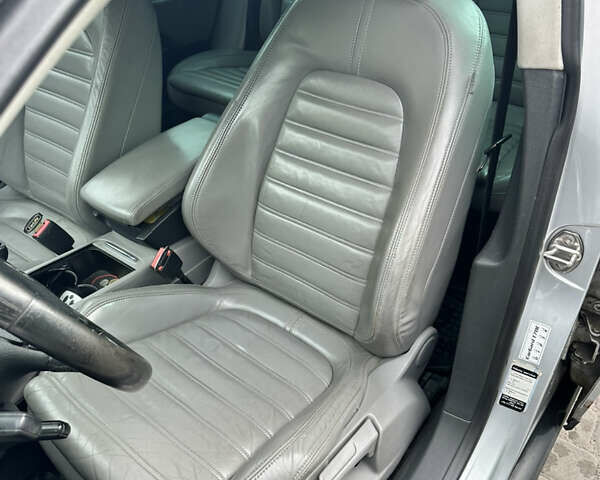 Серый Фольксваген Пассат, объемом двигателя 1.97 л и пробегом 330 тыс. км за 5150 $, фото 4 на Automoto.ua