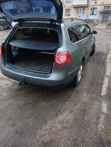 Серый Фольксваген Пассат, объемом двигателя 2 л и пробегом 335 тыс. км за 6000 $, фото 14 на Automoto.ua