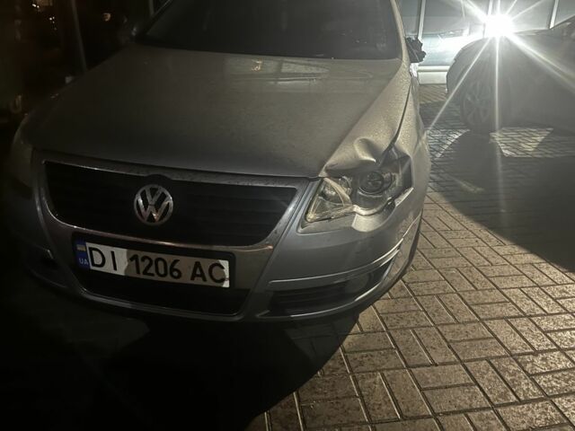 Серый Фольксваген Пассат, объемом двигателя 2 л и пробегом 313 тыс. км за 4000 $, фото 8 на Automoto.ua