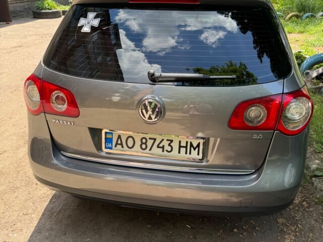Серый Фольксваген Пассат, объемом двигателя 2 л и пробегом 428 тыс. км за 6100 $, фото 1 на Automoto.ua