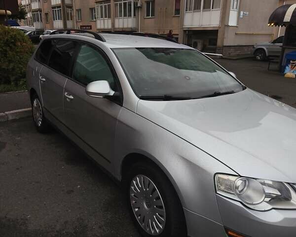 Сірий Фольксваген Пассат, об'ємом двигуна 1.6 л та пробігом 222 тис. км за 5000 $, фото 7 на Automoto.ua