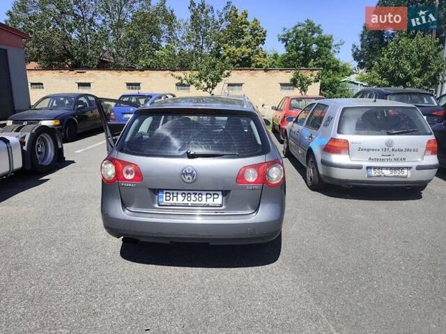 Серый Фольксваген Пассат, объемом двигателя 2 л и пробегом 300 тыс. км за 5200 $, фото 5 на Automoto.ua