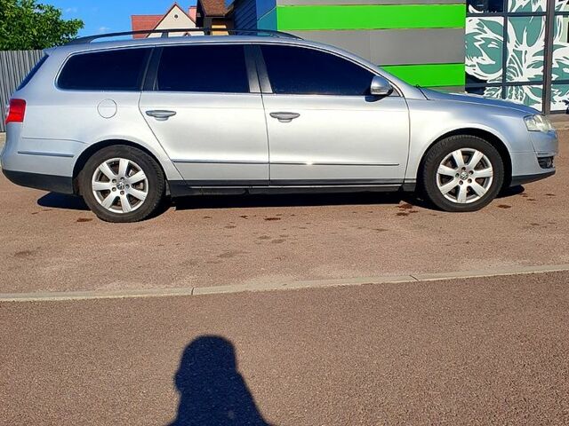 Сірий Фольксваген Пассат, об'ємом двигуна 2 л та пробігом 290 тис. км за 6666 $, фото 3 на Automoto.ua