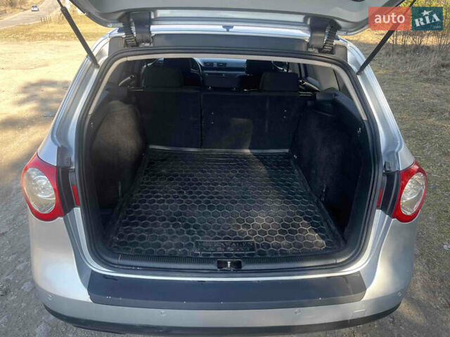 Серый Фольксваген Пассат, объемом двигателя 1.97 л и пробегом 276 тыс. км за 4950 $, фото 23 на Automoto.ua