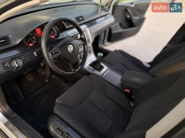 Серый Фольксваген Пассат, объемом двигателя 2 л и пробегом 340 тыс. км за 5500 $, фото 21 на Automoto.ua