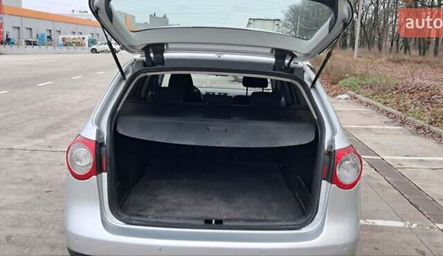 Серый Фольксваген Пассат, объемом двигателя 2 л и пробегом 355 тыс. км за 5200 $, фото 15 на Automoto.ua