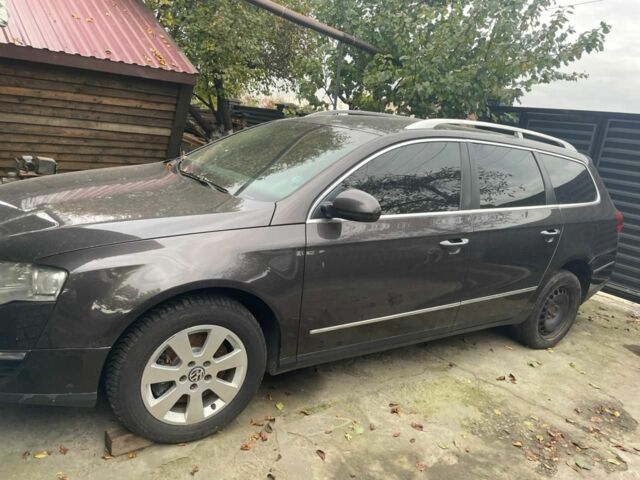 Серый Фольксваген Пассат, объемом двигателя 2 л и пробегом 370 тыс. км за 8000 $, фото 2 на Automoto.ua