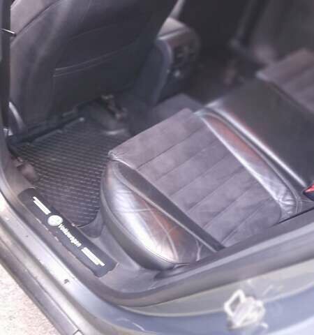 Серый Фольксваген Пассат, объемом двигателя 2 л и пробегом 350 тыс. км за 5000 $, фото 5 на Automoto.ua