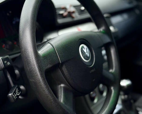 Серый Фольксваген Пассат, объемом двигателя 1.98 л и пробегом 251 тыс. км за 5650 $, фото 15 на Automoto.ua