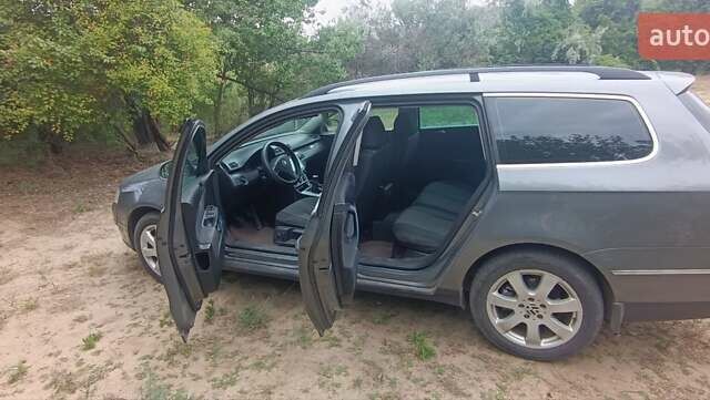 Сірий Фольксваген Пассат, об'ємом двигуна 1.97 л та пробігом 336 тис. км за 6300 $, фото 9 на Automoto.ua