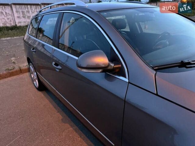 Серый Фольксваген Пассат, объемом двигателя 2 л и пробегом 198 тыс. км за 6900 $, фото 42 на Automoto.ua