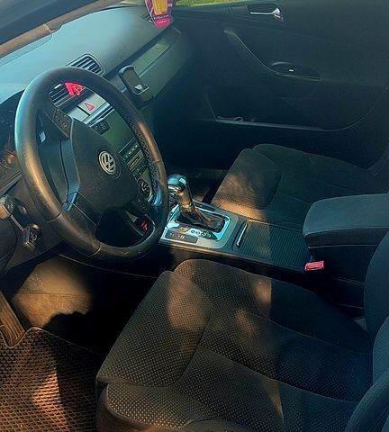 Серый Фольксваген Пассат, объемом двигателя 2 л и пробегом 380 тыс. км за 5000 $, фото 4 на Automoto.ua