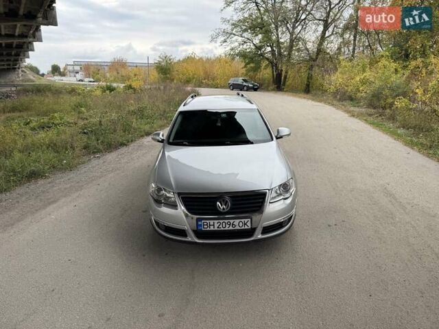 Сірий Фольксваген Пассат, об'ємом двигуна 2 л та пробігом 380 тис. км за 4999 $, фото 1 на Automoto.ua