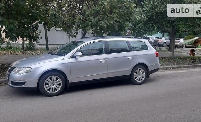 Серый Фольксваген Пассат, объемом двигателя 1.6 л и пробегом 165 тыс. км за 6500 $, фото 10 на Automoto.ua