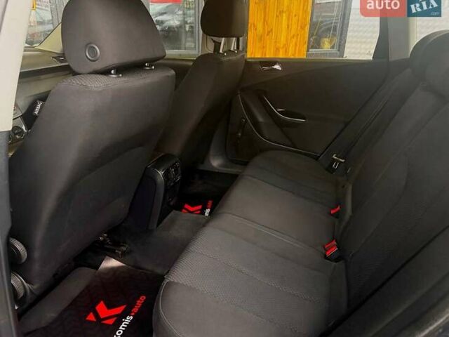 Сірий Фольксваген Пассат, об'ємом двигуна 1.6 л та пробігом 244 тис. км за 6199 $, фото 12 на Automoto.ua