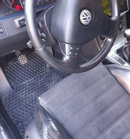 Серый Фольксваген Пассат, объемом двигателя 2 л и пробегом 350 тыс. км за 5000 $, фото 8 на Automoto.ua