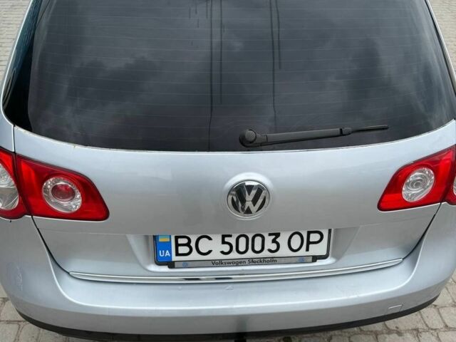 Серый Фольксваген Пассат, объемом двигателя 2 л и пробегом 265 тыс. км за 5500 $, фото 7 на Automoto.ua