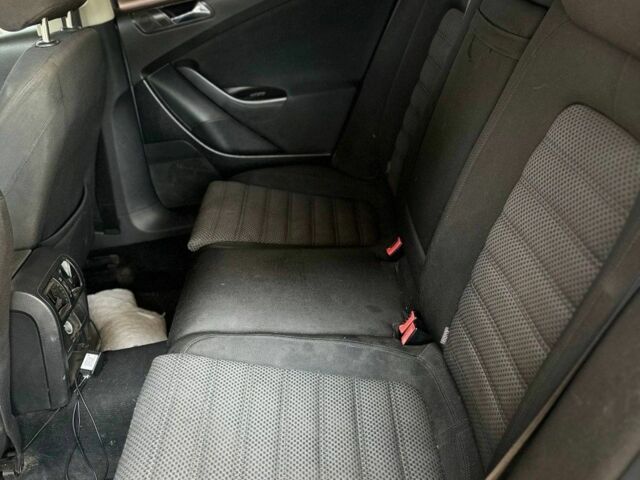 Серый Фольксваген Пассат, объемом двигателя 0 л и пробегом 286 тыс. км за 4300 $, фото 7 на Automoto.ua