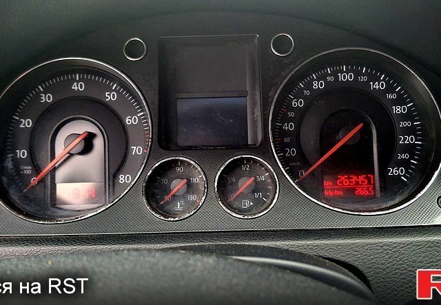 Сірий Фольксваген Пассат, об'ємом двигуна 2 л та пробігом 0 тис. км за 6000 $, фото 5 на Automoto.ua