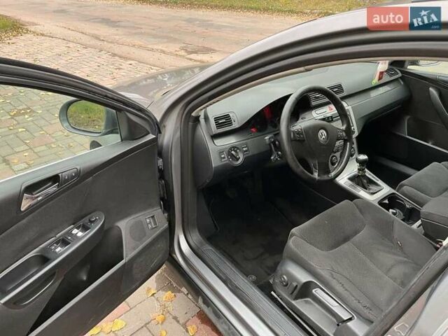 Серый Фольксваген Пассат, объемом двигателя 2 л и пробегом 424 тыс. км за 4200 $, фото 20 на Automoto.ua