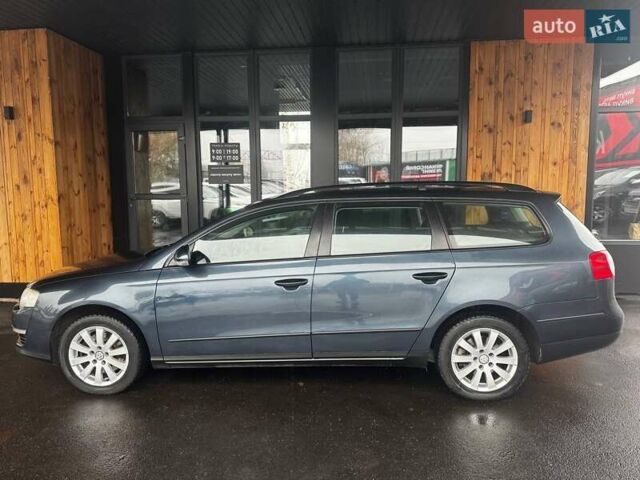 Сірий Фольксваген Пассат, об'ємом двигуна 1.6 л та пробігом 244 тис. км за 6199 $, фото 3 на Automoto.ua