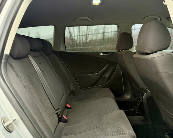 Серый Фольксваген Пассат, объемом двигателя 1.98 л и пробегом 251 тыс. км за 5650 $, фото 28 на Automoto.ua