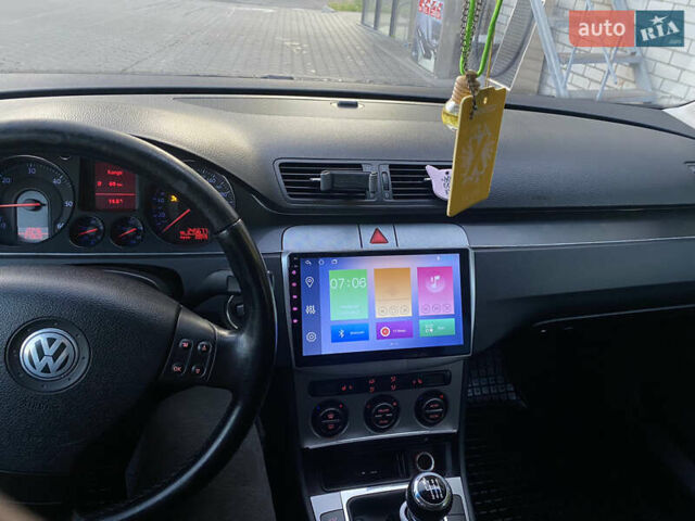 Серый Фольксваген Пассат, объемом двигателя 2 л и пробегом 245 тыс. км за 5600 $, фото 18 на Automoto.ua