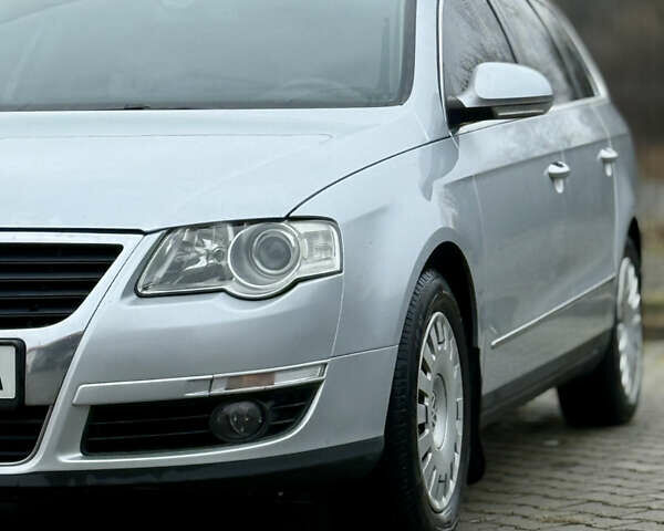 Серый Фольксваген Пассат, объемом двигателя 1.98 л и пробегом 251 тыс. км за 5650 $, фото 2 на Automoto.ua