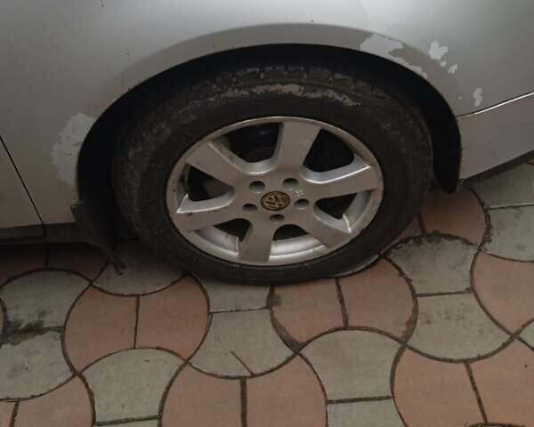 Серый Фольксваген Пассат, объемом двигателя 2 л и пробегом 263 тыс. км за 6700 $, фото 2 на Automoto.ua