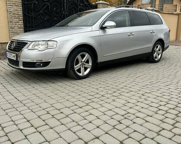 Сірий Фольксваген Пассат, об'ємом двигуна 1.6 л та пробігом 300 тис. км за 5900 $, фото 3 на Automoto.ua