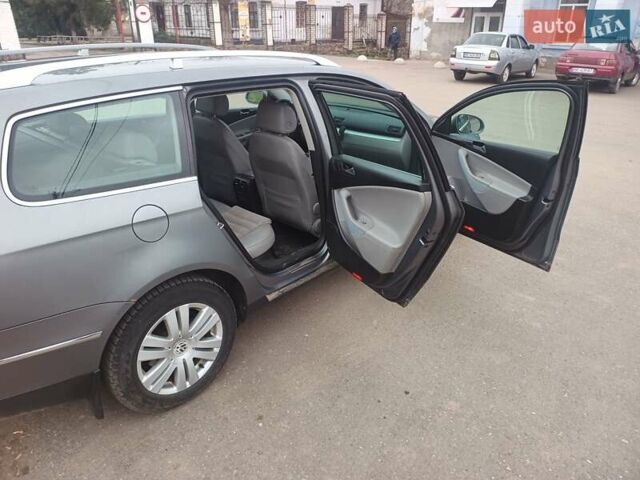 Серый Фольксваген Пассат, объемом двигателя 1.98 л и пробегом 452 тыс. км за 5000 $, фото 19 на Automoto.ua