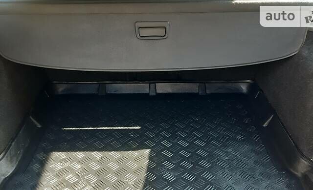 Серый Фольксваген Пассат, объемом двигателя 1.6 л и пробегом 165 тыс. км за 6500 $, фото 20 на Automoto.ua