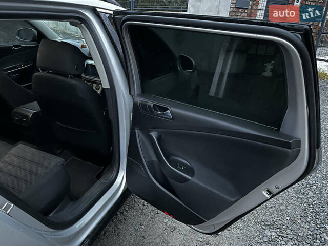 Сірий Фольксваген Пассат, об'ємом двигуна 1.9 л та пробігом 348 тис. км за 4650 $, фото 28 на Automoto.ua