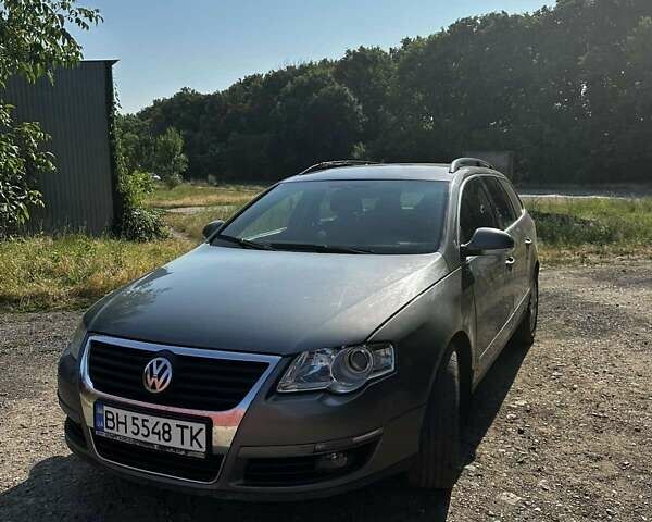 Сірий Фольксваген Пассат, об'ємом двигуна 2 л та пробігом 330 тис. км за 6000 $, фото 7 на Automoto.ua