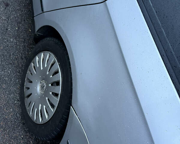 Серый Фольксваген Пассат, объемом двигателя 2 л и пробегом 300 тыс. км за 2950 $, фото 14 на Automoto.ua