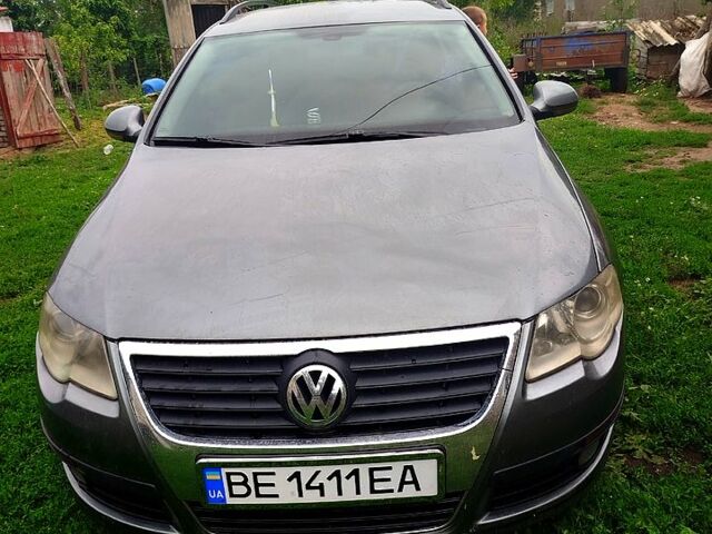 Сірий Фольксваген Пассат, об'ємом двигуна 2 л та пробігом 355 тис. км за 5500 $, фото 1 на Automoto.ua