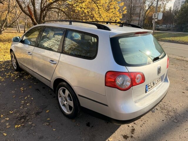 Сірий Фольксваген Пассат, об'ємом двигуна 2 л та пробігом 300 тис. км за 2800 $, фото 4 на Automoto.ua