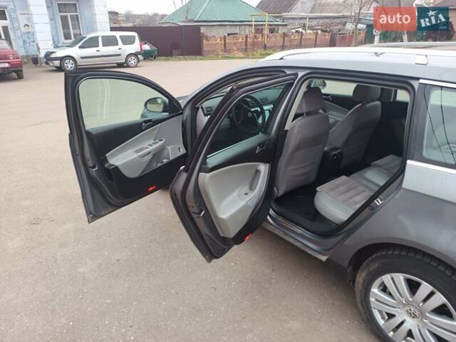 Серый Фольксваген Пассат, объемом двигателя 1.98 л и пробегом 452 тыс. км за 5000 $, фото 11 на Automoto.ua