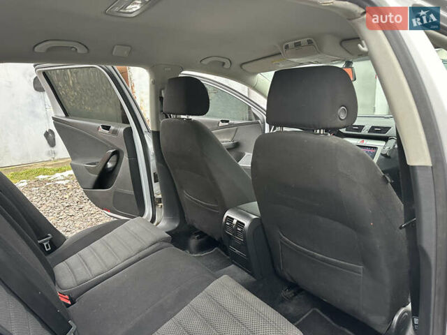 Серый Фольксваген Пассат, объемом двигателя 1.9 л и пробегом 348 тыс. км за 4400 $, фото 23 на Automoto.ua