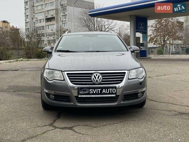 Серый Фольксваген Пассат, объемом двигателя 1.6 л и пробегом 258 тыс. км за 6500 $, фото 1 на Automoto.ua