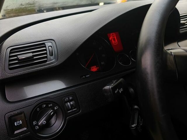 Сірий Фольксваген Пассат, об'ємом двигуна 1.6 л та пробігом 222 тис. км за 5000 $, фото 3 на Automoto.ua