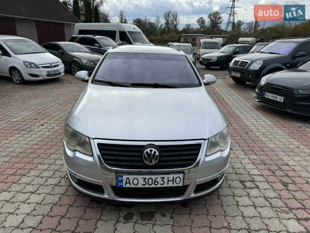 Серый Фольксваген Пассат, объемом двигателя 1.97 л и пробегом 267 тыс. км за 5800 $, фото 1 на Automoto.ua