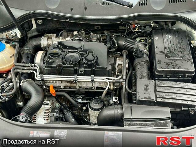 Серый Фольксваген Пассат, объемом двигателя 1.9 л и пробегом 0 тыс. км за 4350 $, фото 7 на Automoto.ua