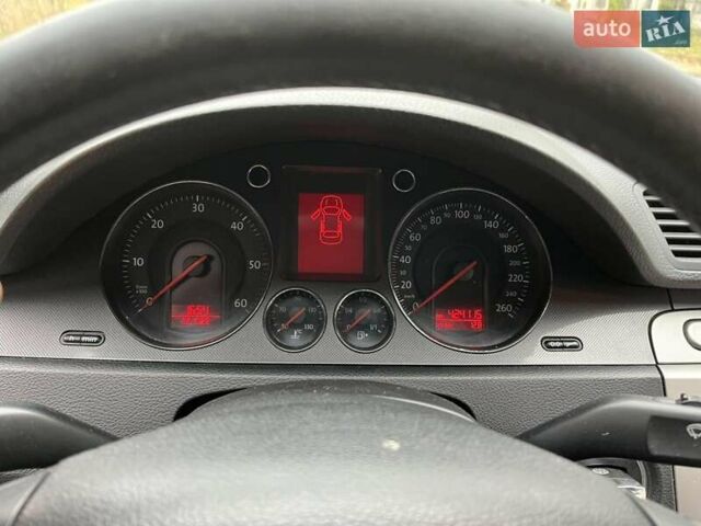 Серый Фольксваген Пассат, объемом двигателя 2 л и пробегом 424 тыс. км за 4200 $, фото 17 на Automoto.ua