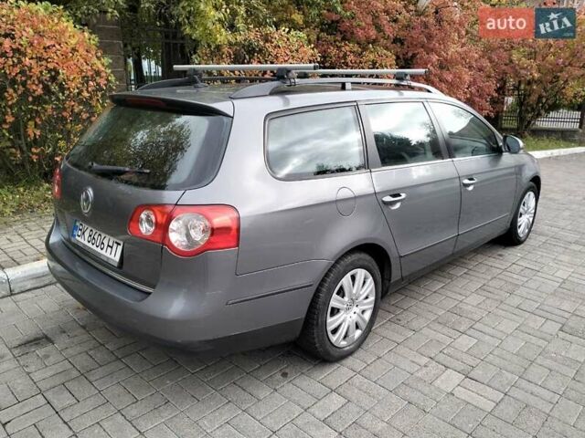 Серый Фольксваген Пассат, объемом двигателя 1.97 л и пробегом 289 тыс. км за 6700 $, фото 4 на Automoto.ua