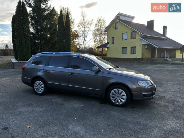 Серый Фольксваген Пассат, объемом двигателя 2 л и пробегом 260 тыс. км за 6500 $, фото 9 на Automoto.ua