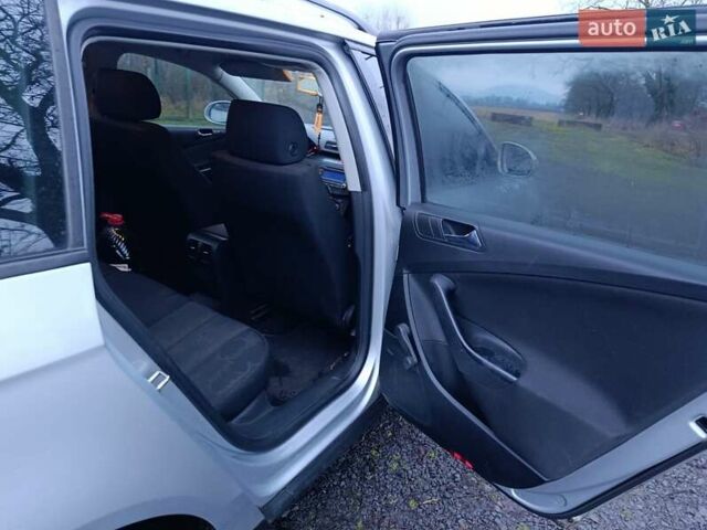 Серый Фольксваген Пассат, объемом двигателя 1.6 л и пробегом 332 тыс. км за 5700 $, фото 11 на Automoto.ua