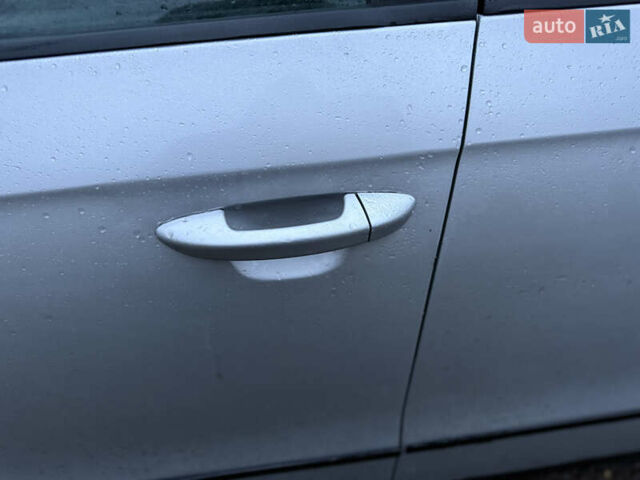 Серый Фольксваген Пассат, объемом двигателя 2 л и пробегом 300 тыс. км за 2950 $, фото 23 на Automoto.ua